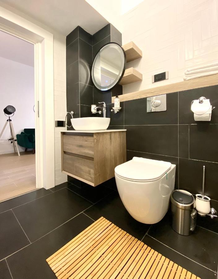 10 Council Square Apartment บราชอฟ ภายนอก รูปภาพ